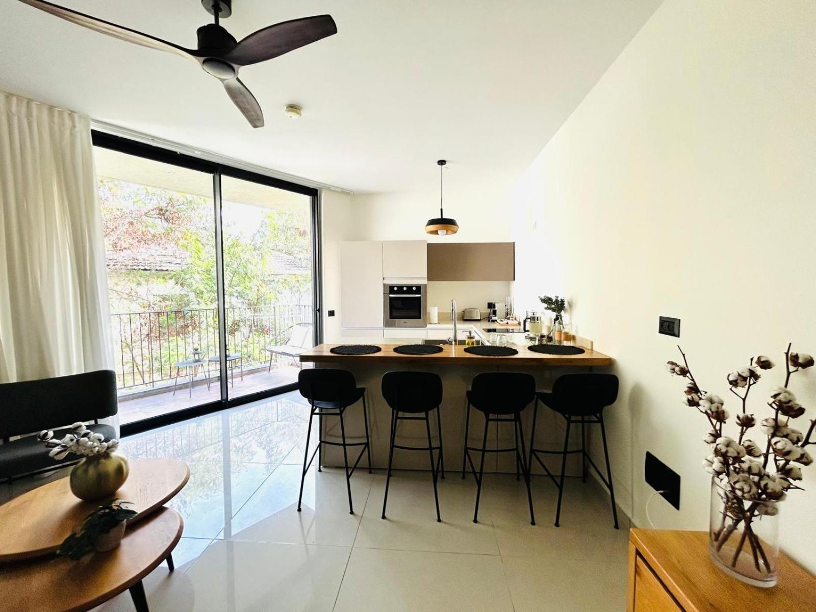 Tel-Aviv Center, Near The Beach, Terrace, 2 People Exterior foto
